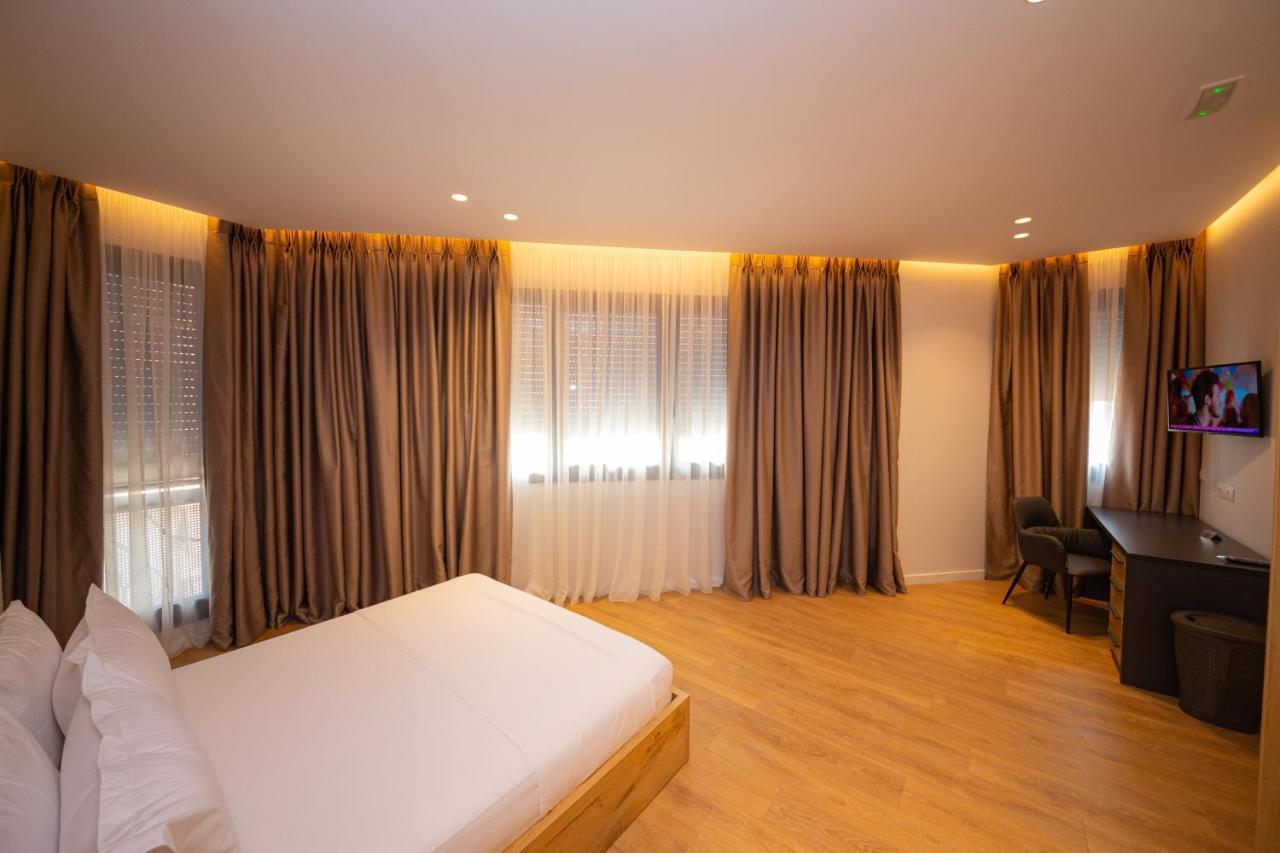 Central Chic Apartments Tirana Exterior foto