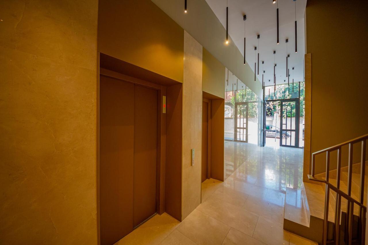 Central Chic Apartments Tirana Exterior foto