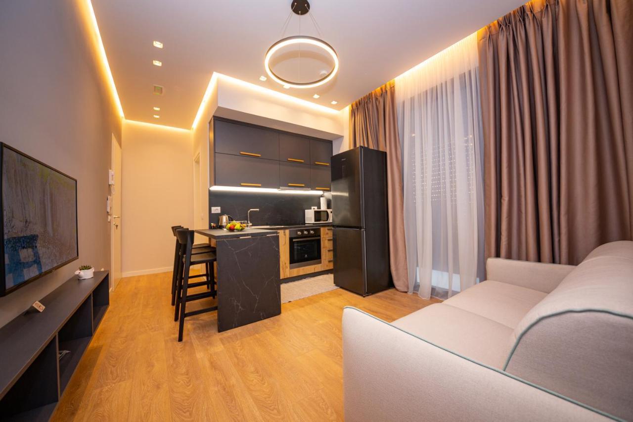 Central Chic Apartments Tirana Exterior foto