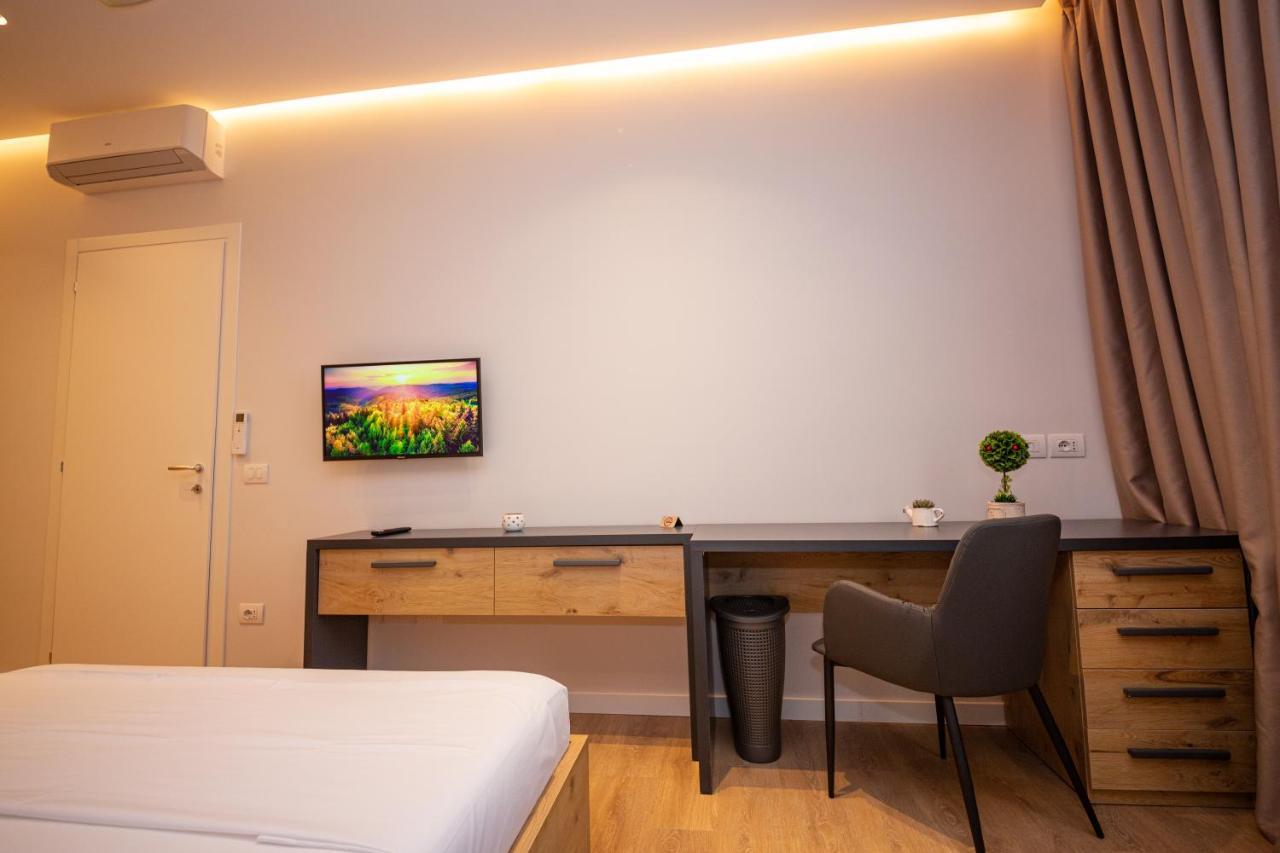 Central Chic Apartments Tirana Exterior foto